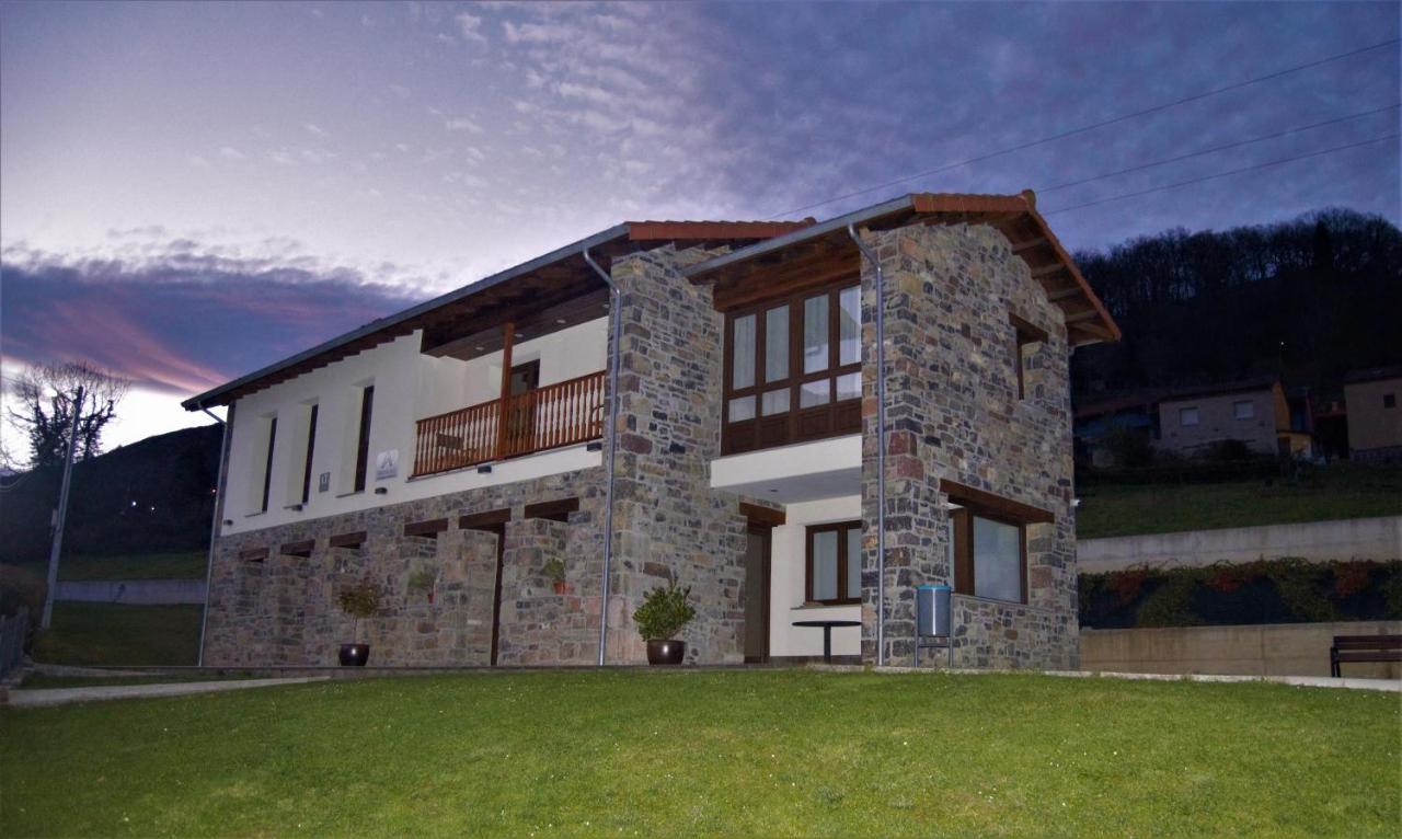 Apartamentos Rurales Penon Blanco Penerudes Exterior foto